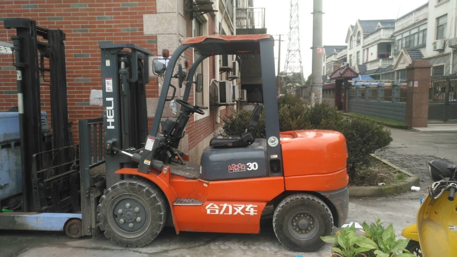 二手叉車2噸3噸5噸10噸柴油叉車轉(zhuǎn)讓