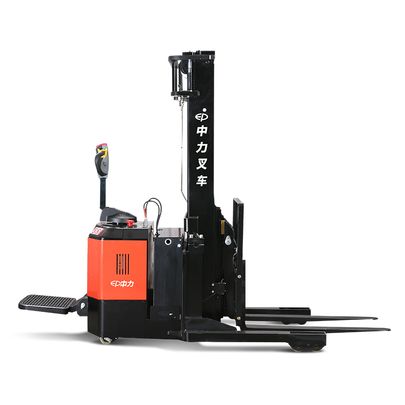 中力：CQE15S 1.5噸前移式電動堆高車