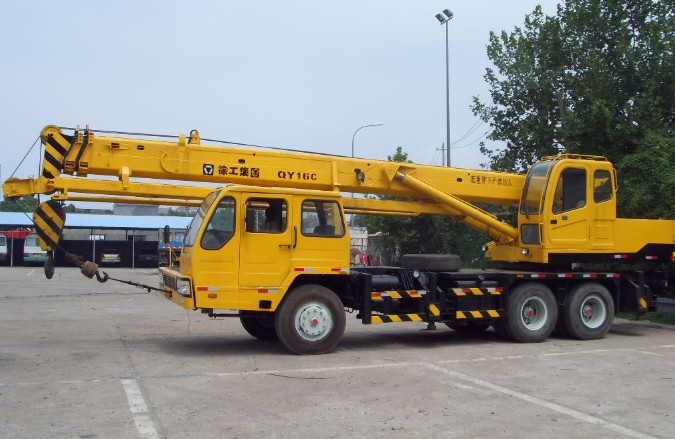 吊車