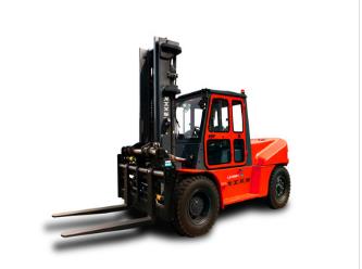 內(nèi)燃平衡重式叉車(chē)