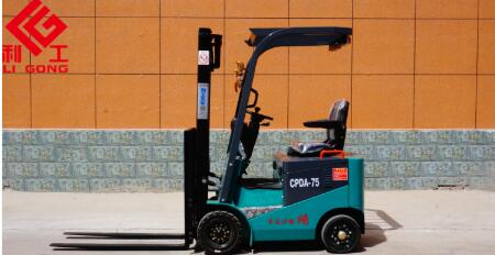 CPDA-75利工2噸四輪平衡重式電動(dòng)叉車
