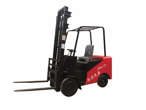1.5噸電動(dòng)叉車