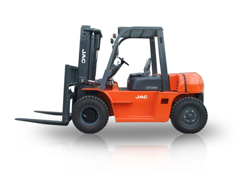 5-8T內(nèi)燃叉車