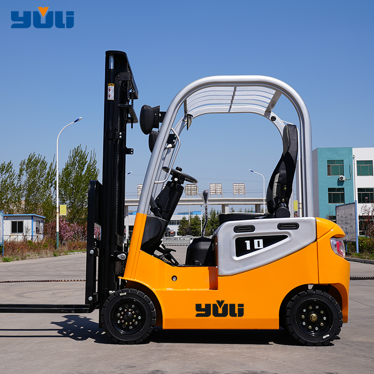 四輪電動(dòng)叉車1.5噸3噸座駕式電瓶叉車電動(dòng)鏟車電動(dòng)叉車