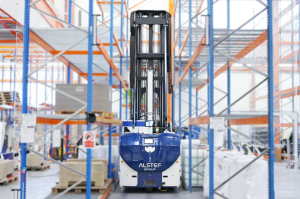 倉儲式自動導(dǎo)引車