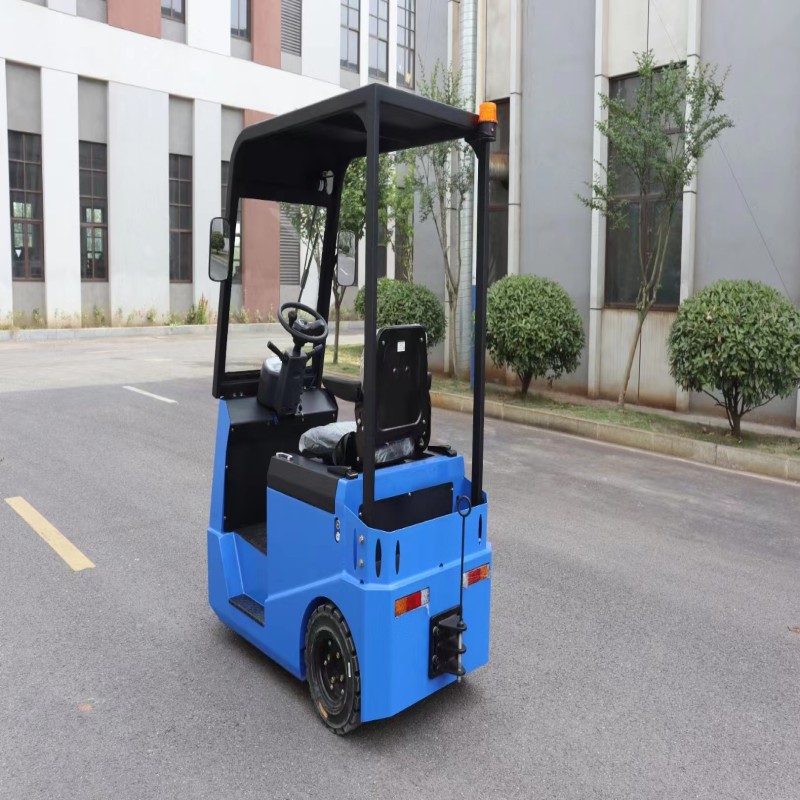 大噸位坐式電動牽引車牽引頭拖車搬運(yùn)車大量現(xiàn)貨