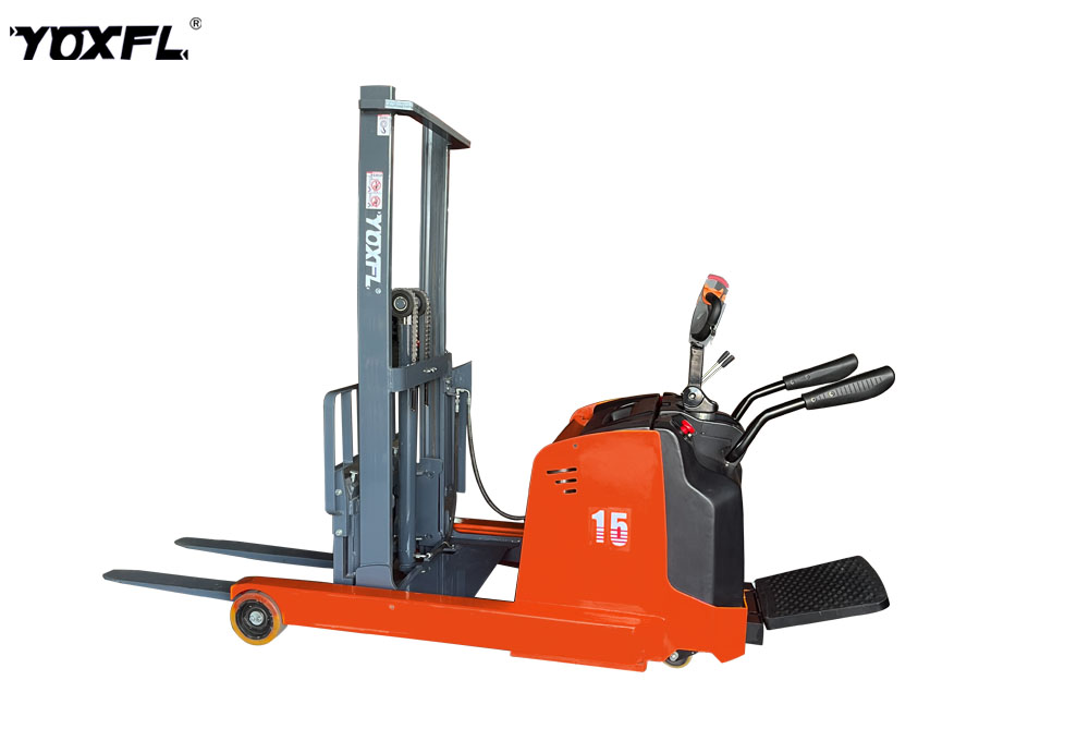YOXFL勇象1.5噸CQDS15電動(dòng)前移式叉車(chē)