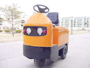 北京富新達(dá)5噸電動(dòng)牽引車   BFX-QDD5