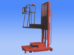 天津力盛電動(dòng)油壓取料車 LTP-2.5