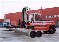 瑞典斯維叉車(SVETRUCK)13.6噸鋼卷專用搬運叉車 136120-35