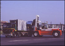 瑞典斯維叉車(SVETRUCK)32噸用于叉鋁材的叉車 32120-50