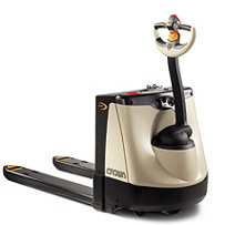 美國皇冠叉車(CROWN)4500磅步行式電動托盤搬運車 WP 2300