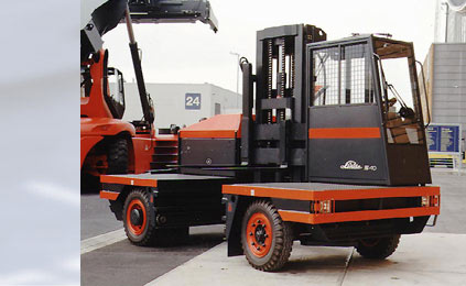 德國林德叉車(LINDE)3噸內(nèi)燃側(cè)面叉車 S30