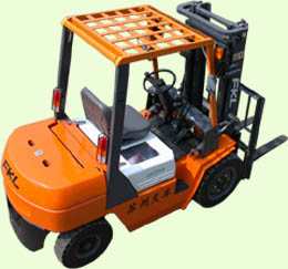 蘇州?？迫R叉車(chē)(SQ)F系列3噸柴油平衡重叉車(chē) CPCD30A