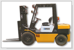 3噸內燃平衡重式叉車 CPC30、CPCD30