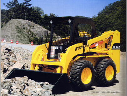 北京現(xiàn)代滑移式裝載機 HSL850-7