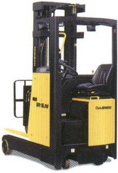 斗山電動(dòng)前移式叉車(chē) BR14/16JW
