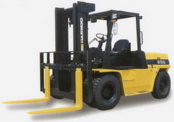 斗山內(nèi)燃充氣胎叉車 D50S-2