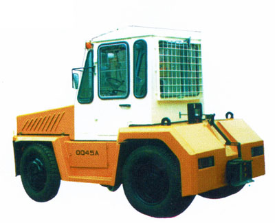 大連4.5噸牽引車 QD45A 