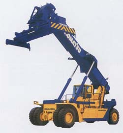 小松正面吊平衡重叉車 RS