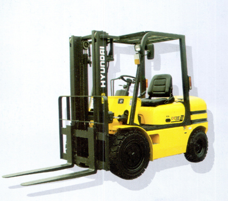 現(xiàn)代平衡重式柴油叉車(chē)(2.0噸) CPC20E-3S/CPCD20E-3S