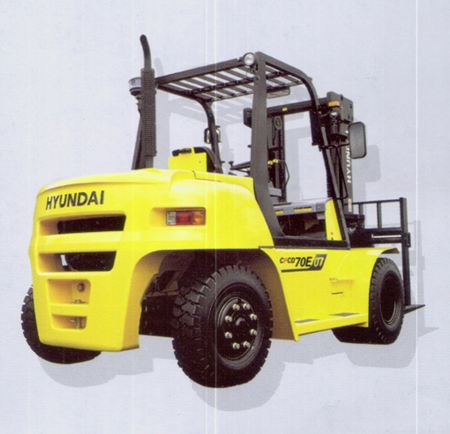 現(xiàn)代平衡重式柴油叉車(5.0,6.0,7.0噸)六缸發(fā)動機 CPCD50F(07)/CPCD60F(07)/CPCD70F(07)