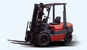 巨鯨1.5-15T內(nèi)燃叉車   