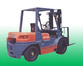 臺(tái)勵(lì)福柴油平衡重叉車  