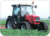 英國(guó)瑪斯(MASSEY FERGUSON)內(nèi)燃牽引車 MF2400Utility
