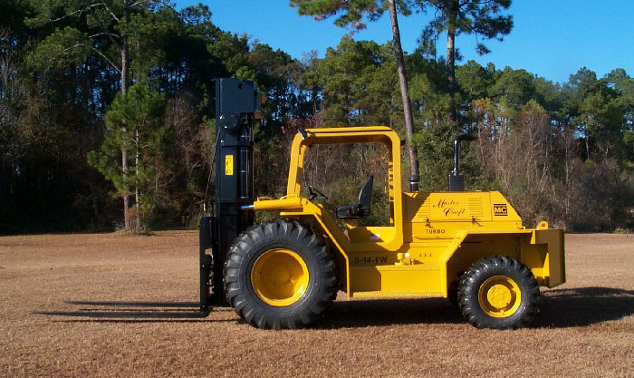 美國Master Craft14,000磅重型越野叉車 MC-14-374