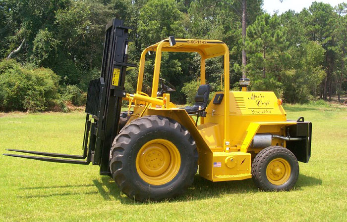 美國Master Craft6,000磅重型越野叉車 S-06-153
