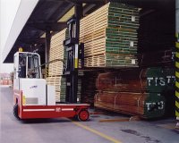 意大利BP4噸內燃多面行走叉車 QL-T4
