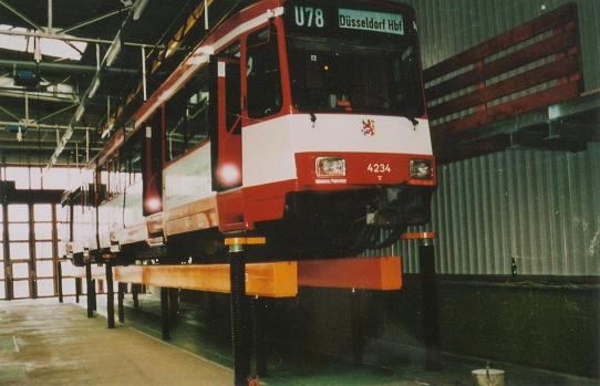 梁式架車機(jī) 非標(biāo)準(zhǔn)產(chǎn)品