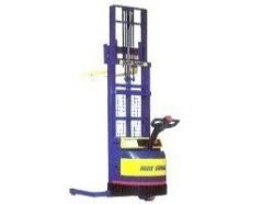 美國(guó)藍(lán)巨(BLUE GIANT)BGS30步行式全電動(dòng)堆高機(jī) BGS30
