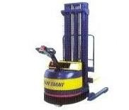 美國(guó)藍(lán)巨(BLUE GIANT)BGN40步行式全電動(dòng)堆高機(jī) BGN40