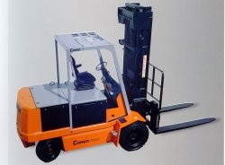 意大利卡瑞佛(CARER)R85平衡重四輪電動叉車 R85