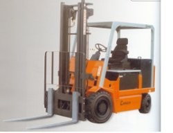 意大利卡瑞佛(CARER)R45NCF平衡重四輪電動(dòng)叉車 R45NCF