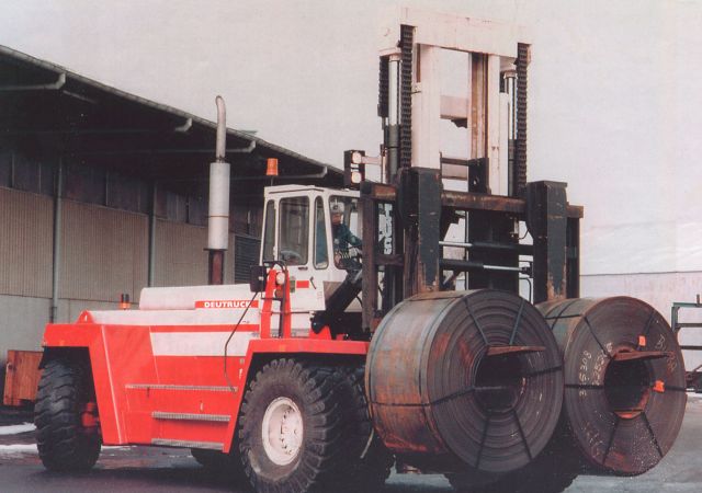 德國(guó)Deutruck內(nèi)燃集裝箱平衡重叉車 55120