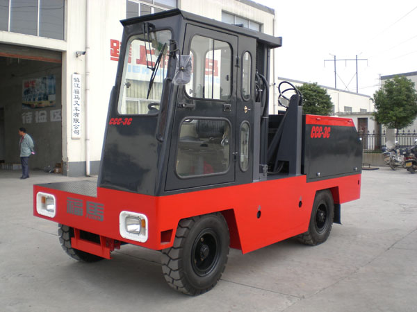 鎮(zhèn)江福馬內(nèi)燃側(cè)面叉車(chē) CCC-3C