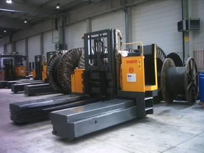 德國(Sideloading Handling Systems)EMS 70/20-21側面叉車 EMS 70/20-21/33(06) QSt8,0
