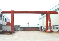山東青云電動(dòng)葫蘆單梁門式起重機(jī) MH型3－16砘