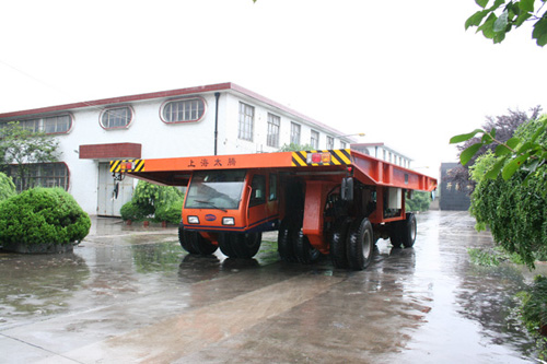 TST輕系列平板運(yùn)輸車(chē)（16T懸掛） TST輕系列