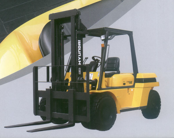 北京現(xiàn)代:柴油平衡重叉車(chē) CPCD50/60E