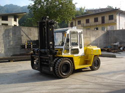意大利ITALCARRELLI FDH 6to25tons內(nèi)燃平衡重叉車 FDH6 to 25 tons