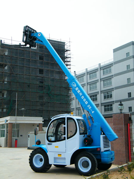 金客興伸縮臂式叉車