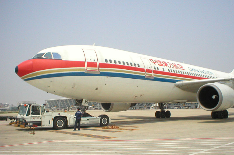 德國Goldhofer AST-2 F/L/R客機(jī)專用牽引車 AST-2 F/L/R
