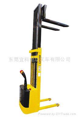 經(jīng)濟(jì)型電動(dòng)堆高叉車 ET10