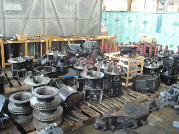 變速箱殼等 適用車型：合力、TCM
