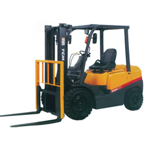 TCM V系列3噸平衡重式柴油叉車 TCM V