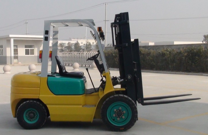 新型工業(yè)三噸車 CPC30